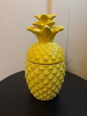 Deartis Portugal Yellow Ceramic Pineapple Cookie Jar